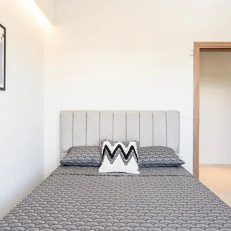 Daire Azure Waves, Exclusive Ampavris